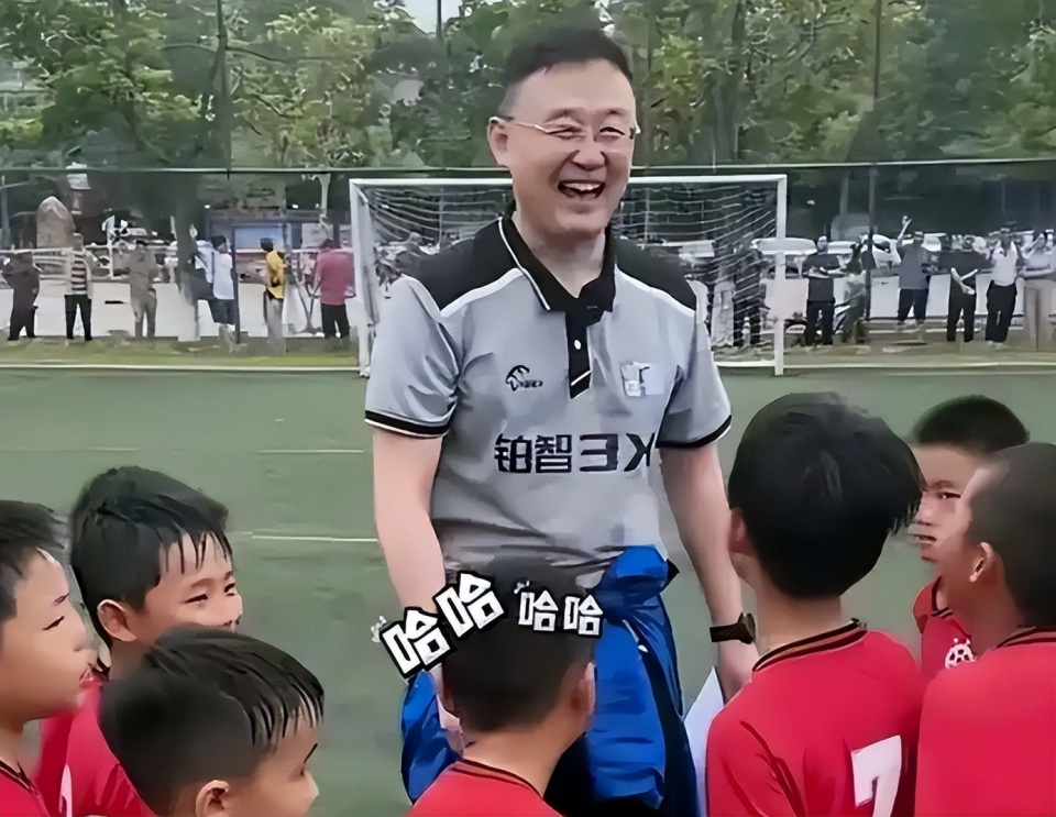 OZKWA, 指出 OZKWA, 指出